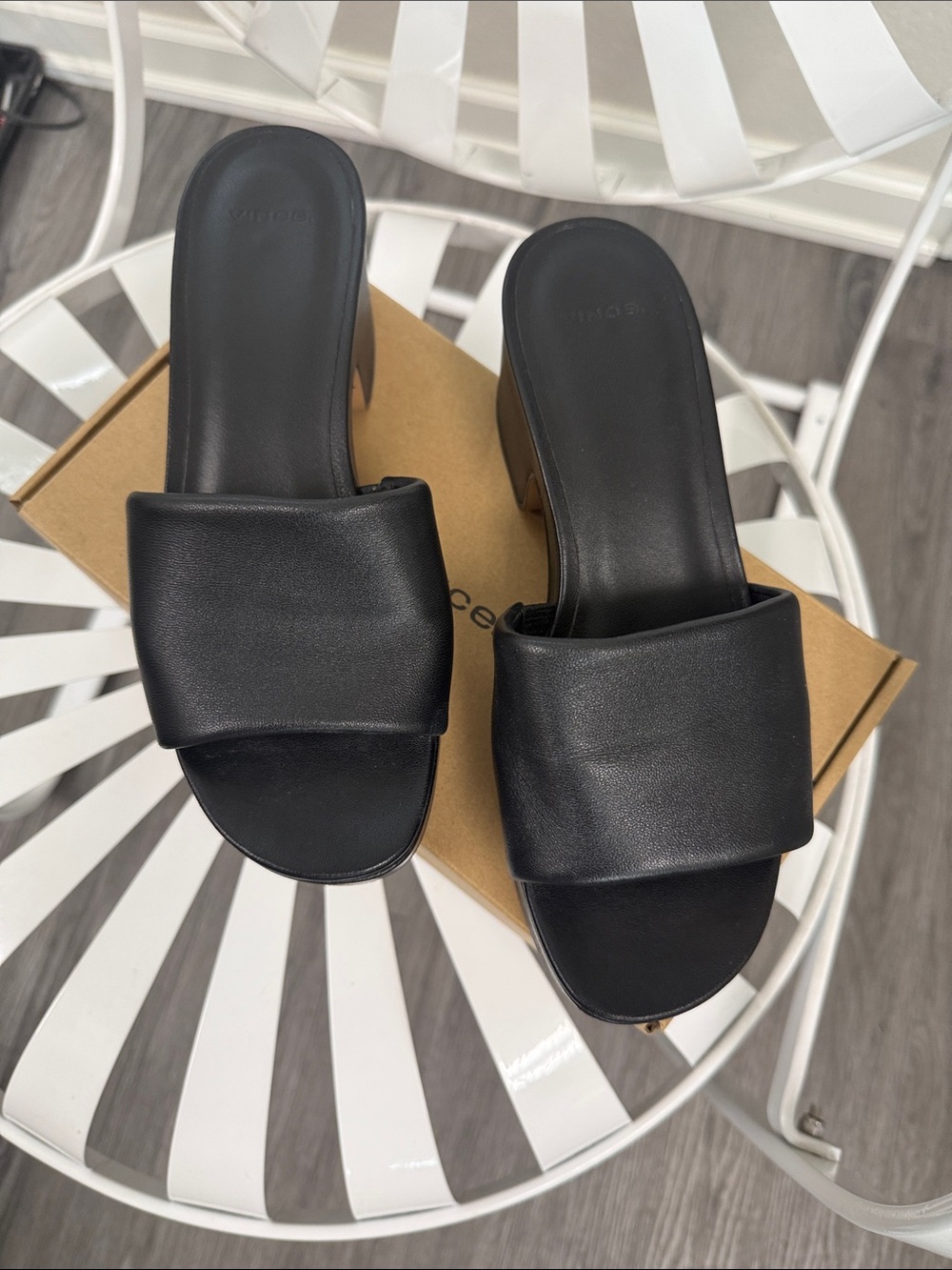 Vince - Margo Wide-Band Slide Sandals, Black   Size 8